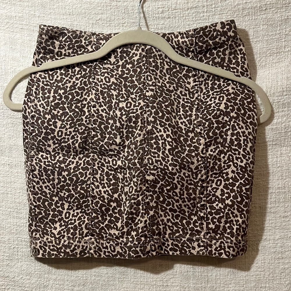 Denim miniskirt- leopard print